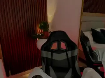 Chaturbate Adult Webcam of rossie_lanie_