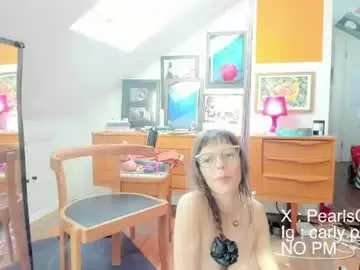 Chaturbate Free Porn Cam of carlypearls