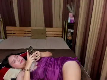 Chaturbate Live Sex Cam of dominant_alliah