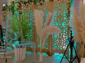 Chaturbate Free Porn Cam of smiley_mia_