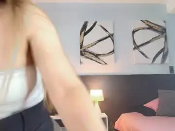 Chaturbate Live Sex Cam of jennamilf_