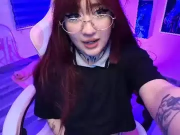 Chaturbate Watch Live Sex Cams of miwaviolet
