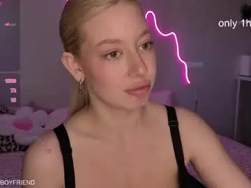 Chaturbate Live Sex Cam of emmaandjake
