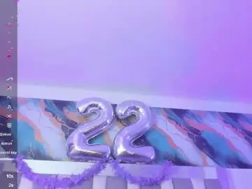 Chaturbate Live Sex Cam of isadiazz