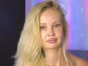 Chaturbate Watch Live Sex Cams of larine_morgan