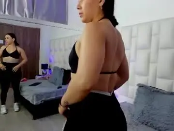 Chaturbate Live Sex Cam of ariana_rouse_