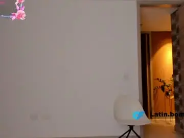 Chaturbate Live Sex of cute_molly18