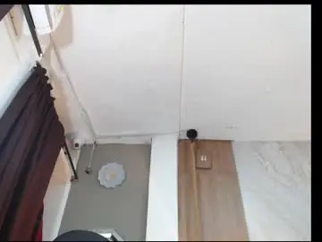 Chaturbate Live Sex Cam of moon_and_fire_