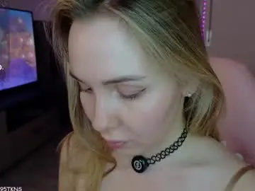 Chaturbate Live Sex of xxxhoneyxx