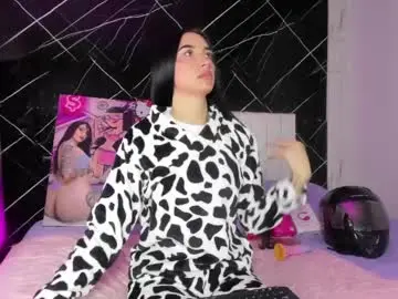 Chaturbate Sex Cam of candy_leila3