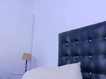 Chaturbate Live Porn of skinny_hottie18