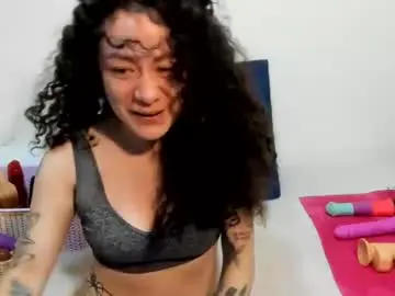 Chaturbate Live Sex Cam of laura_anal_