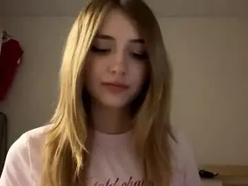 Chaturbate Live Sex Cam of michellfallert