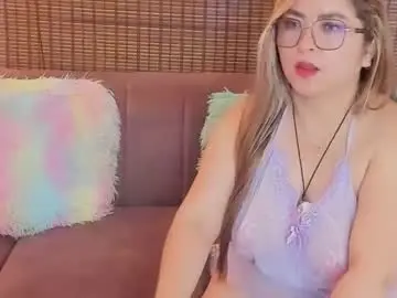 Chaturbate Live Sex Cam of amberr_mooon