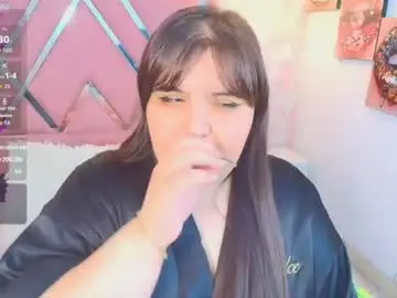 Chaturbate Live Sex Cam of dolce_pearl