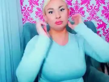 Chaturbate Best live sex cam show of luxuriaaa