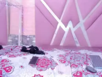 Chaturbate Live Sex Cam of zendamoretty