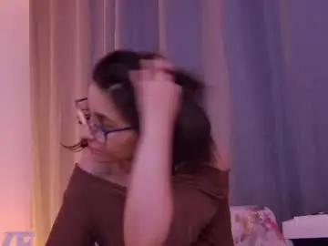 Chaturbate Live Sex Cam of sophieerain