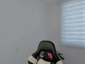 Chaturbate Adult Video Chat of savannahwildee