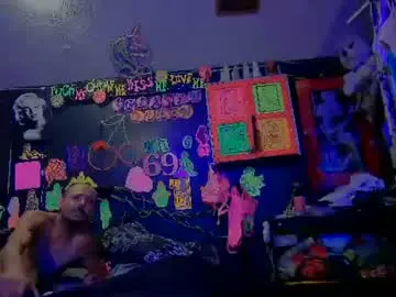 Chaturbate Adult Webcam of queen_splashh_420