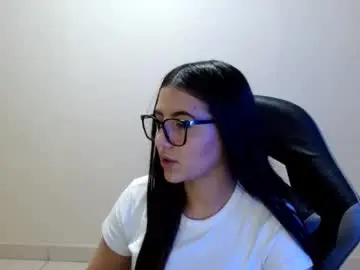 Chaturbate Best live sex cam show of sahaliefox_