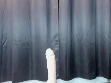 Chaturbate Live Sex Cam of doll_skinny18