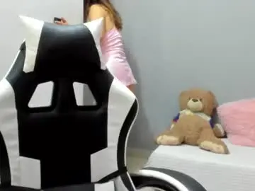 Chaturbate Live Sex Cam of laracat18