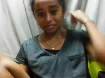 Chaturbate Live Sex Cam of avontsoaldy