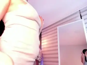 Chaturbate Nude Webcam of ivy_storm_1