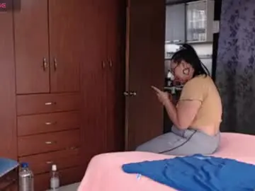 Chaturbate Adult Video Chat of miia_big1boobs