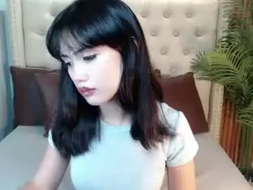 Chaturbate Live Sex Cam of hottie_carlinexx