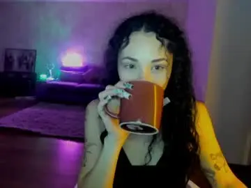 Chaturbate Watch Live Sex Cams of elisskriter