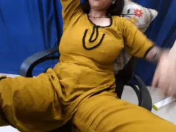 Dscgirls Adult Webcam of Chulbuli25