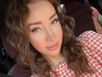 Imlive Adult Webcam of millionairebaby