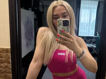 Imlive Private Sex Chat of Karmelita