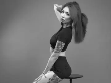 Imlive Watch Live Sex Cams of TokyoHoney