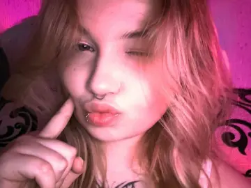 Livejasmin Adult Video Chat of LucileSharples