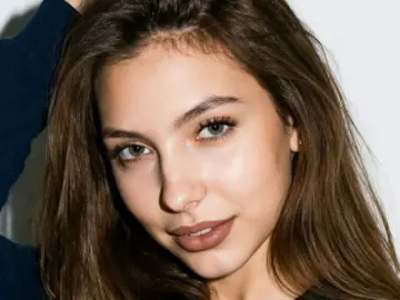 Livejasmin Sex Chat of LeannHonnerlaw