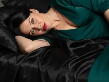 Livejasmin Live Sex of SaraVamps