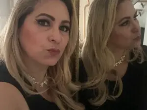Myfreecams Watch Live Sex Cams of Xx_Elena