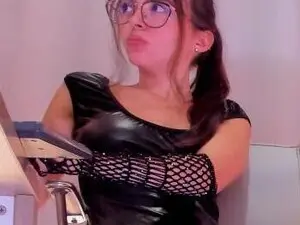 Myfreecams Free Porn Cam of Cute_fox_1