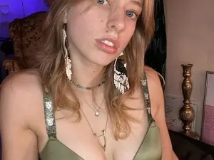 Myfreecams Adult Webcams of ellispierce