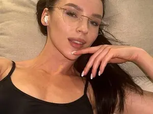 Myfreecams Adult Webcam of Sashalong