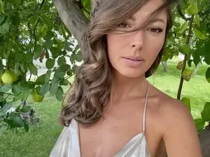 Myfreecams Best Webcam of Nikolle_01