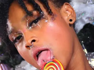 Myfreecams Free Porn Cam of Shekinah_noa