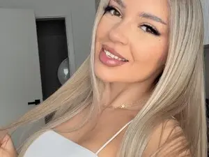 Myfreecams Adult Webcam of bellalopez