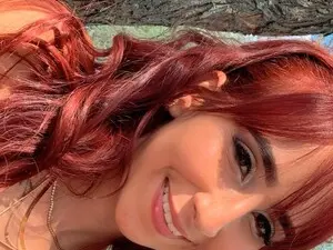 Myfreecams Sex Chat of Lauura_Velez