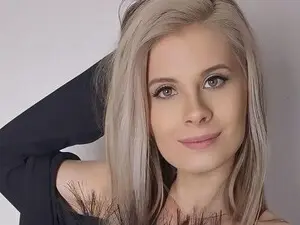 Myfreecams Adult Webcams of KristineLips