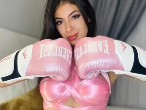 Myfreecams Live Sex of Isa_hernandez