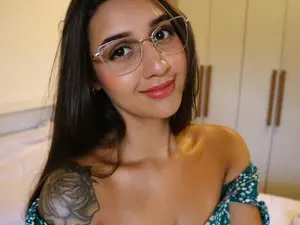 Myfreecams Free Live Porn of Iris_